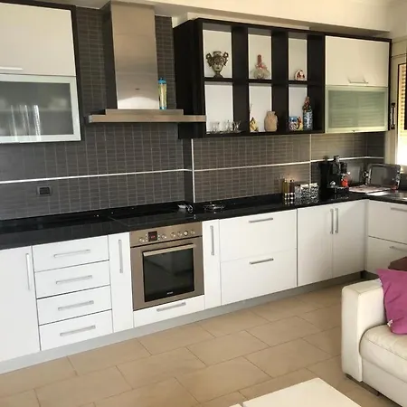 Vanessa Lungomare Appartamento *