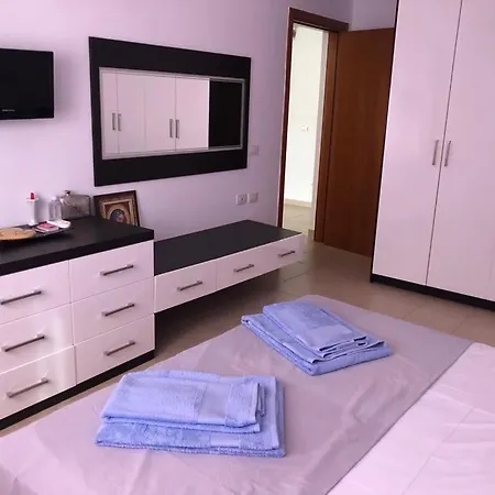 Vanessa Lungomare Apartment Vlore